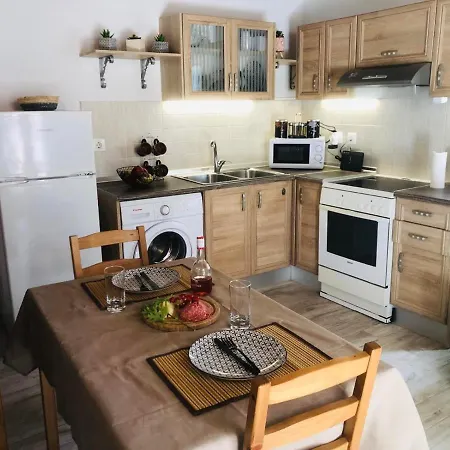 Angelos Sofita House