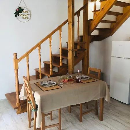 Angelos Sofita House * 帕拉代西翁